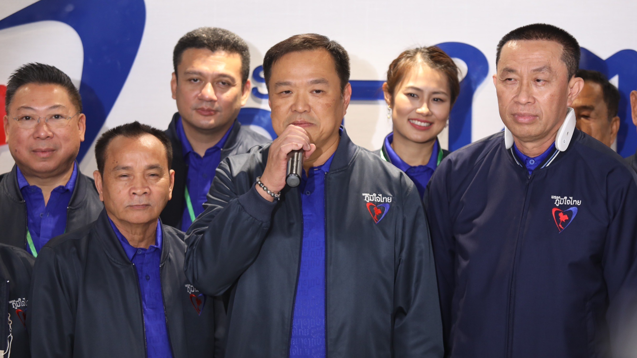 “อนุทิน” ลั่น ชอบตอกเสาเข็มมากกว่าแลนด์สไลด์ ยังขอเป็นหนูช่วยราชสีห์