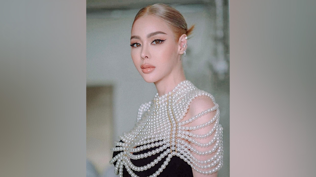 ไอซ์ ปรีชญา เผยสาเหตุทำจมูกใหม่ เพราะกระดูกทรุด ตาจะไหลมารวมกัน