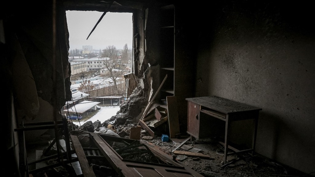 รัสเซียถล่มเมืองเคอร์ซอนรอบใหม่ตาย 2 ศพ ทำไฟฟ้าดับทั้งเมือง