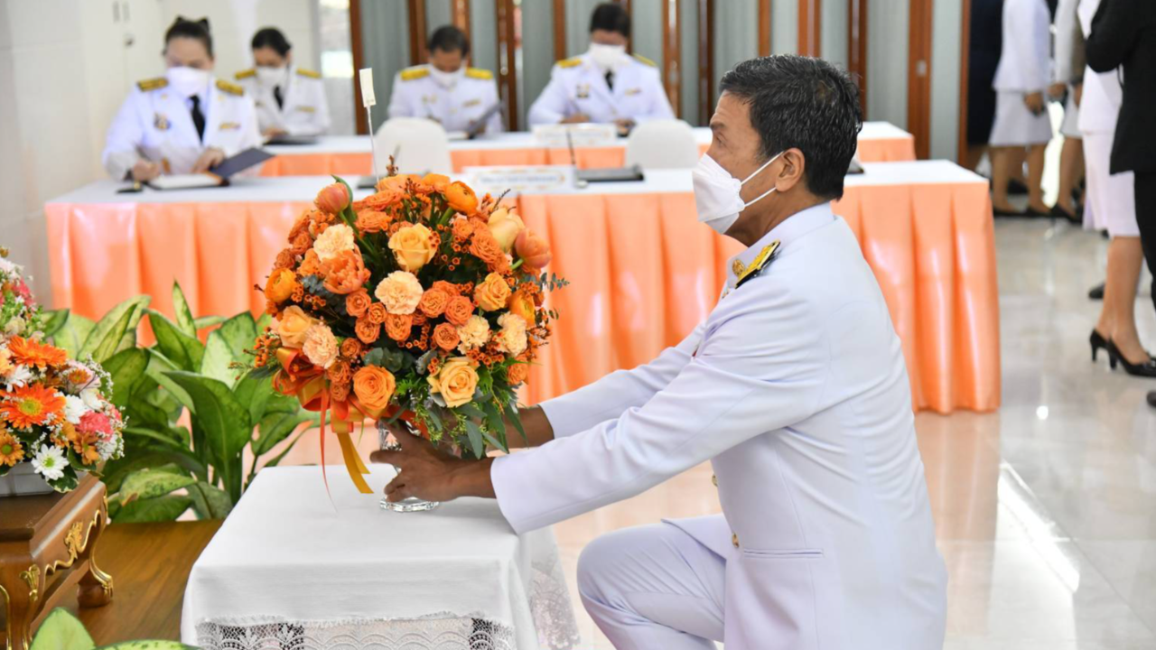 “ชัชชาติ” ส.ก. ข้าราชการ กทม. ถวายพระพร “พระองค์ภา” ขอทรงหายจากพระอาการประชวร