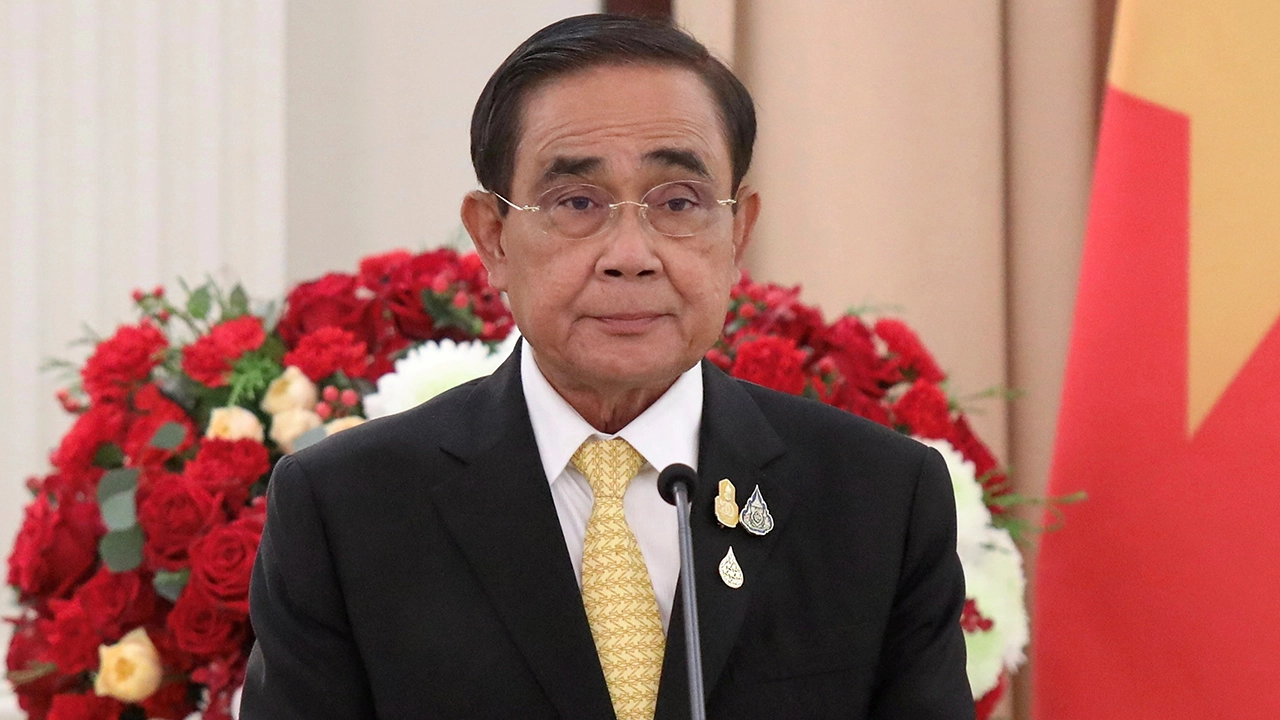ปั่นป่วนเร้า "จุดเปลี่ยน"