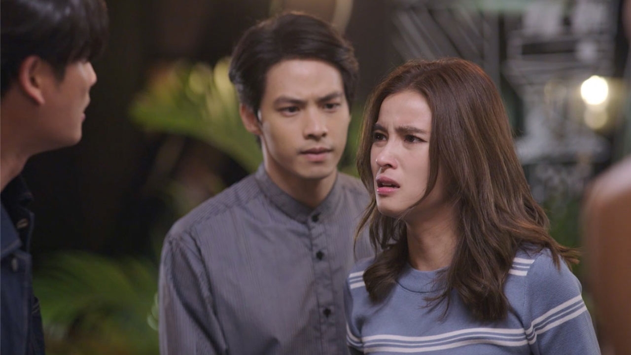 วิว ใจพัง จับได้ ปั้นจั่น อยู่กับผู้หญิงอื่น ใน CLUB FRIDAY THE SERIES ตอน คำสาบาน