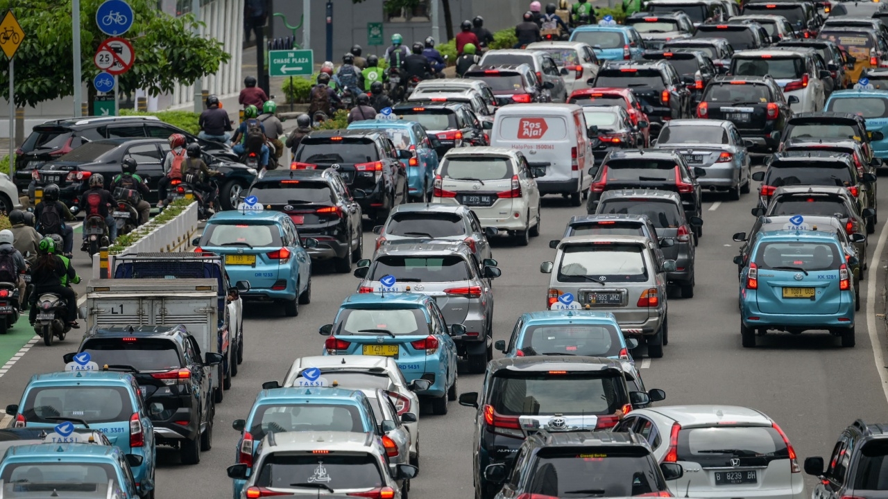 หนุน ปชช.ซื้อรถไฟฟ้า อินโดฯ เสนอเงินอุดหนุนกว่า 173,000 ต่อคัน