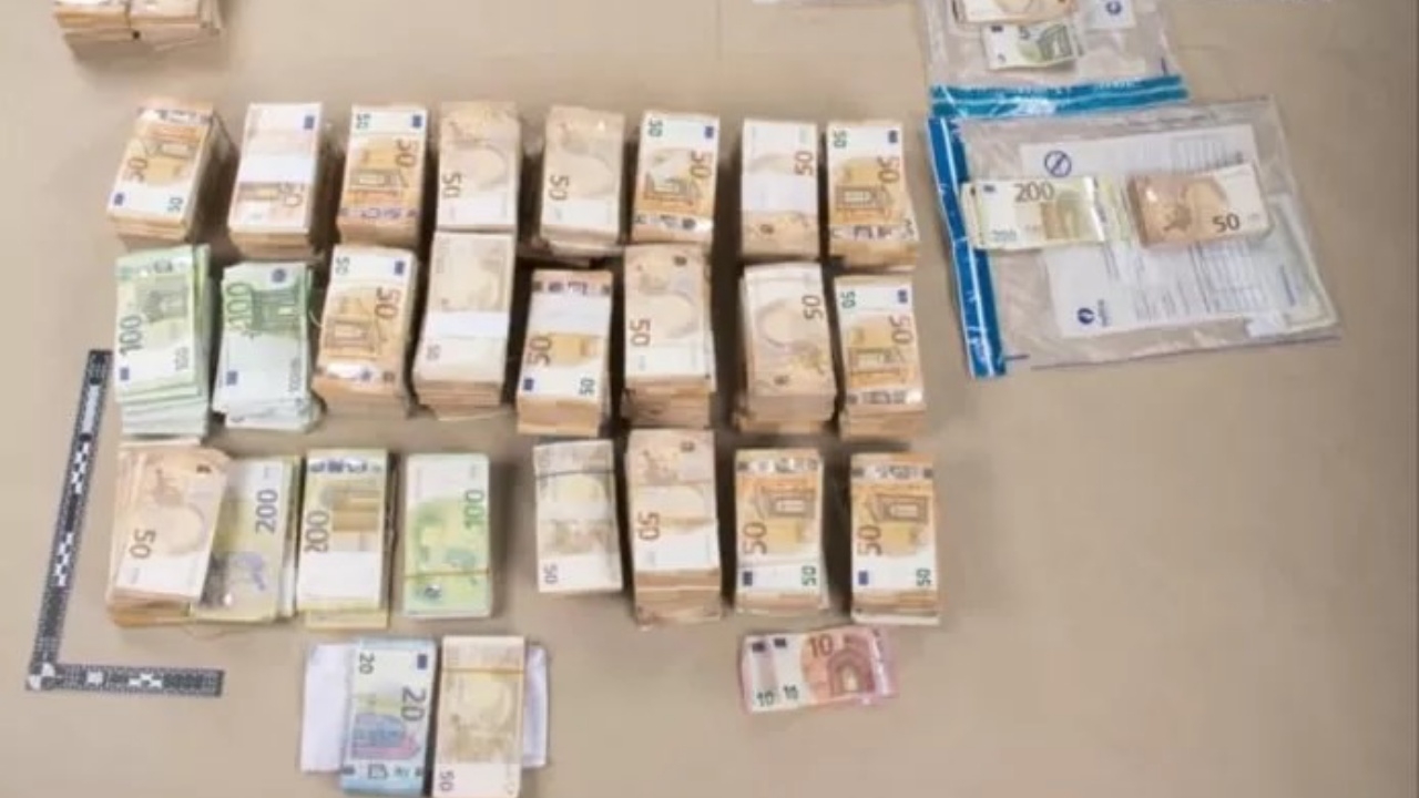 คอร์รัปชันครั้งใหญ่ในรัฐสภายุโรป ยึดเงินสดกว่า 1.5 ล้านยูโร