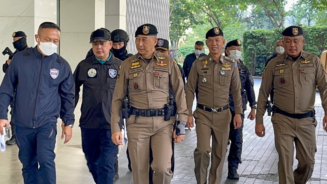 ทลายเครือข่าย แก๊งตู้ห่าว พันแก๊งมังกรสีเทา กว้านซื้อยกหมู่บ้านทํารัง