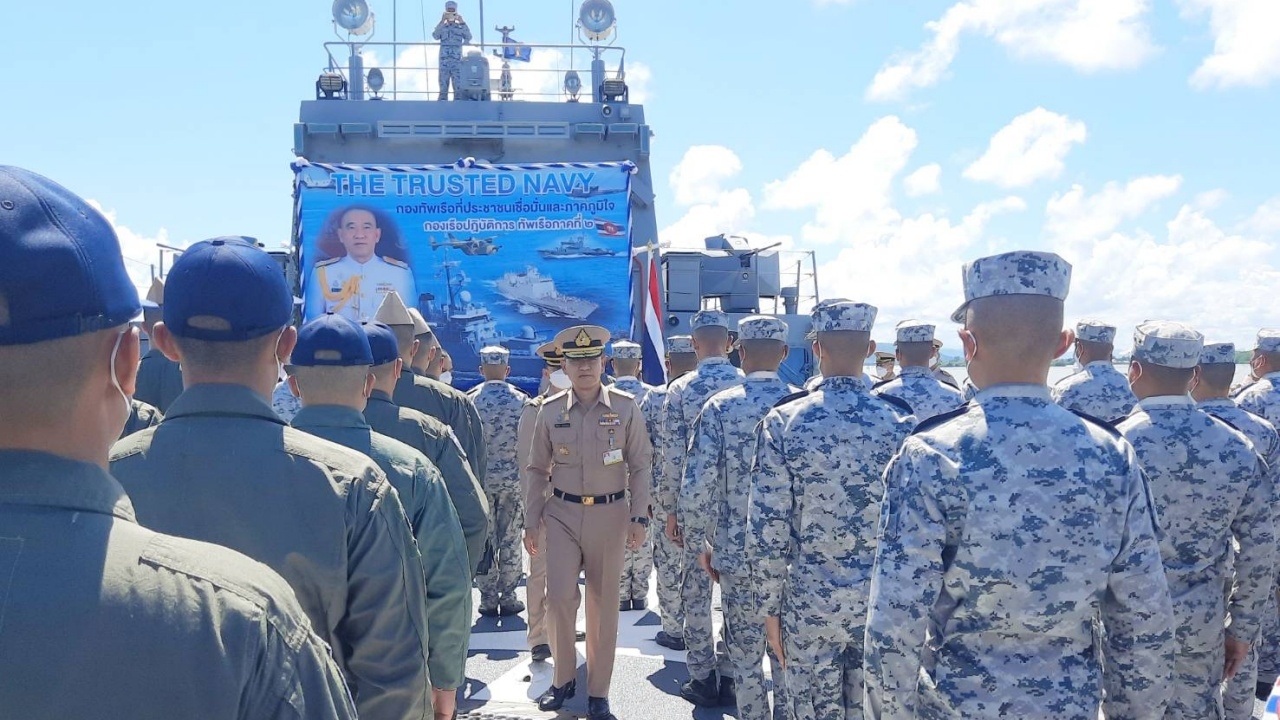 ผบ.ทร. ตรวจเยี่ยม ทร.ภาค 2-ฐานทัพเรือสงขลา ย้ำทหารเสียสละเพื่อส่วนรวม