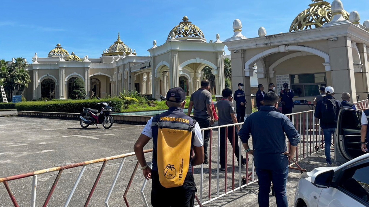 ตู้ห่าวถูกยึดทรัพย์ 5,000 ล้านบาท ดําเนินคดี 102 คน "บิ๊กโจ๊ก" เดินหน้าล้างจีนสีเทา