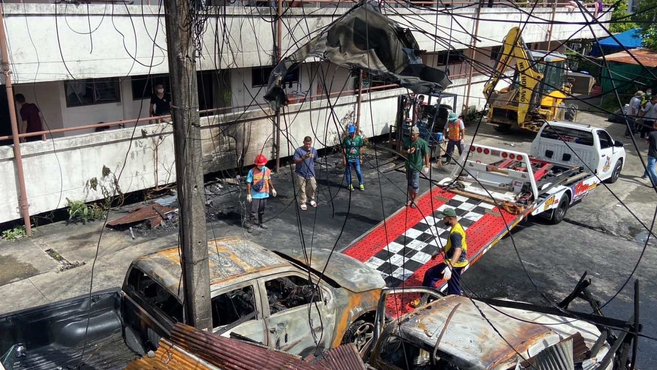 ครอบครัว ตร.เมืองนราฯ ย้ายไปอยู่กับญาติ บางส่วนได้ที่พัก กกท.ในสนามกีฬา