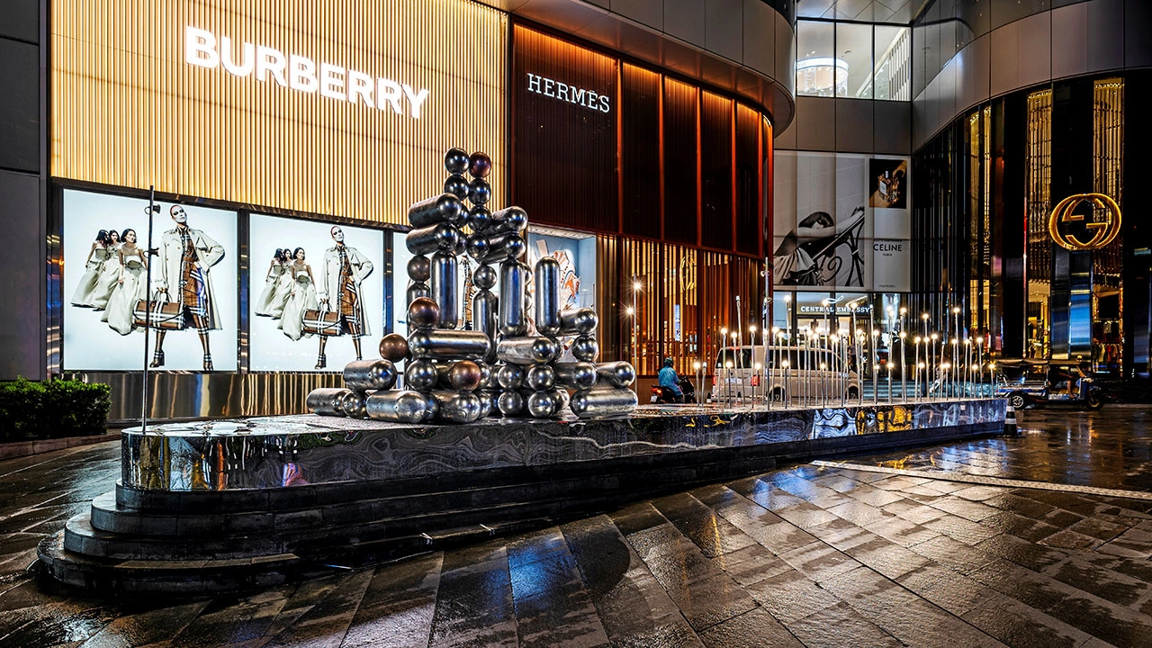 Burberry cheap central embassy