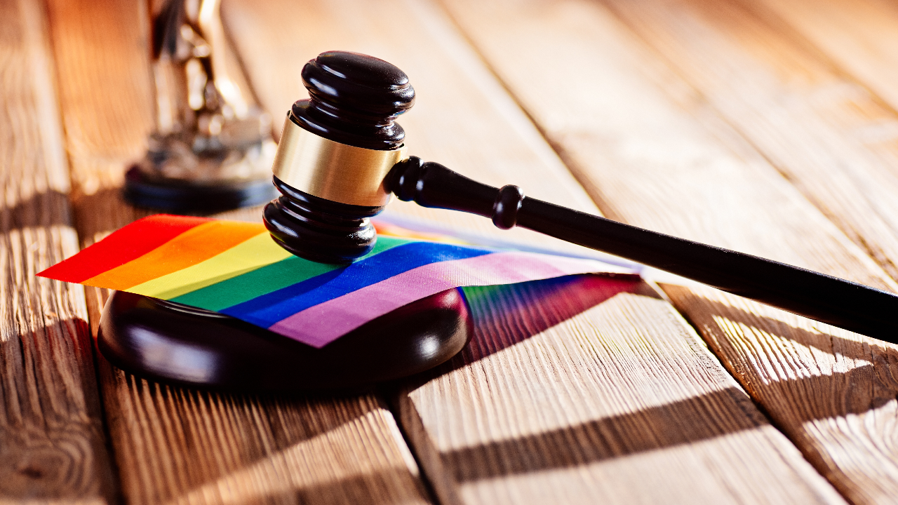 โซเชียลดันแฮชแท็ก #สมรสเท่าเทียมเท่านั้น ขึ้นเทรนด์ จับตาการพิจารณาร่างกฎหมาย