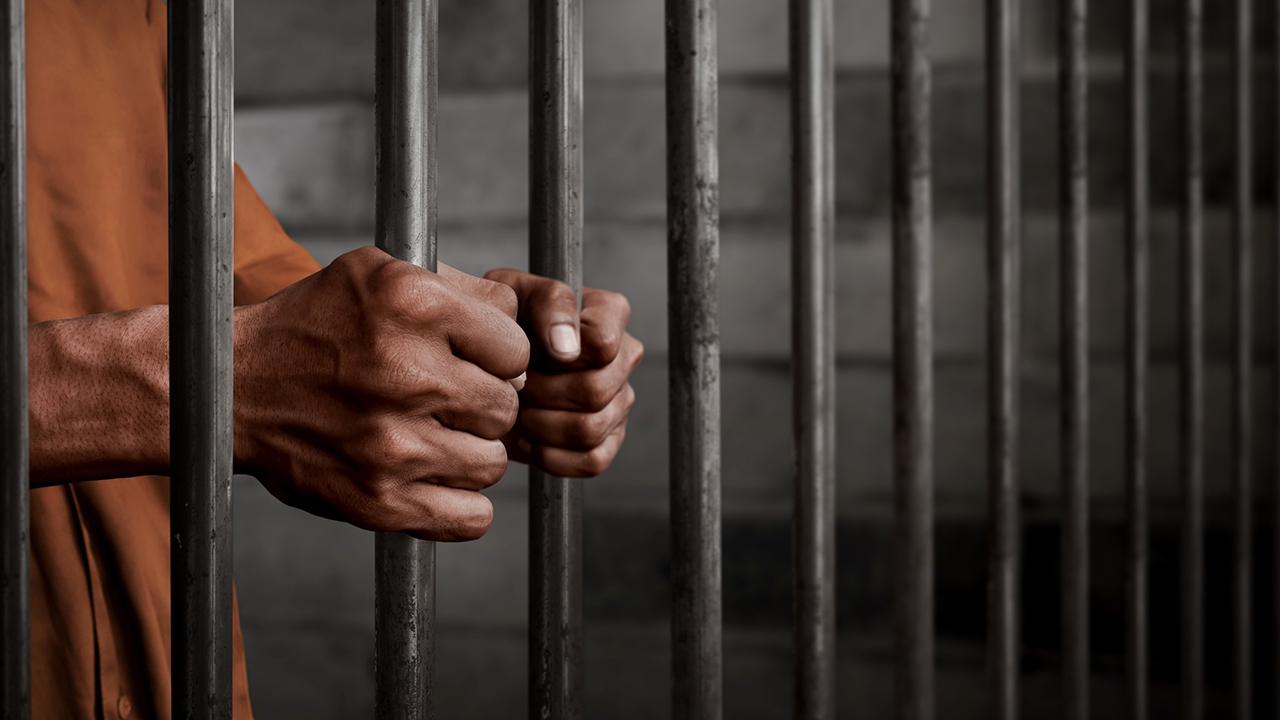 ยุติธรรมยังเดินหน้า