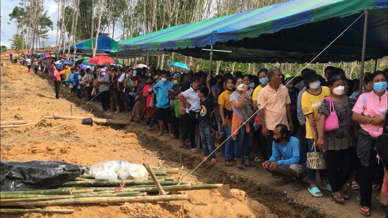 กลับมาเปิดแล้ว น้ำเหล็กไหลควนเคี่ยม หลังปิด 15 วัน คนมายิ่งกว่างานวัด