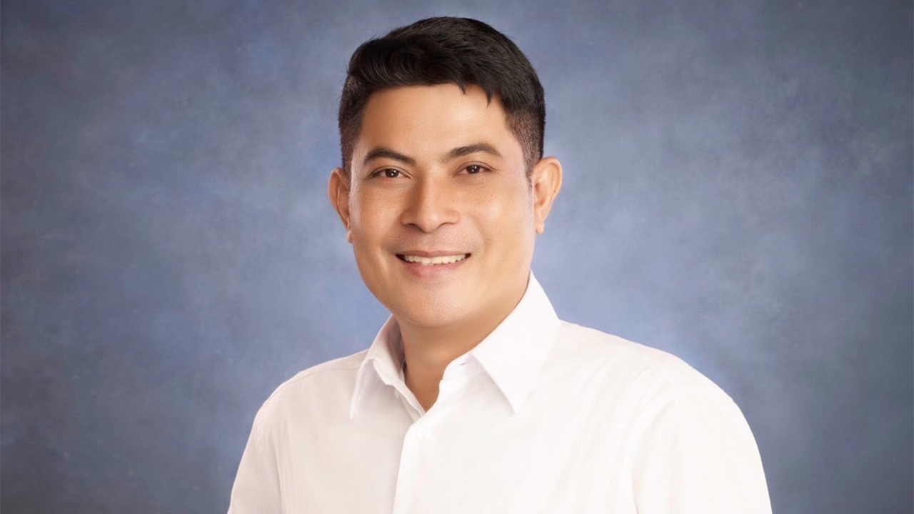 "พงศ์สินธุ์" ย้อนเดือด ผู้สมัคร ส.ส.ปชป. "คนเนรคุณ ไม่มีความเจริญในชีวิต"