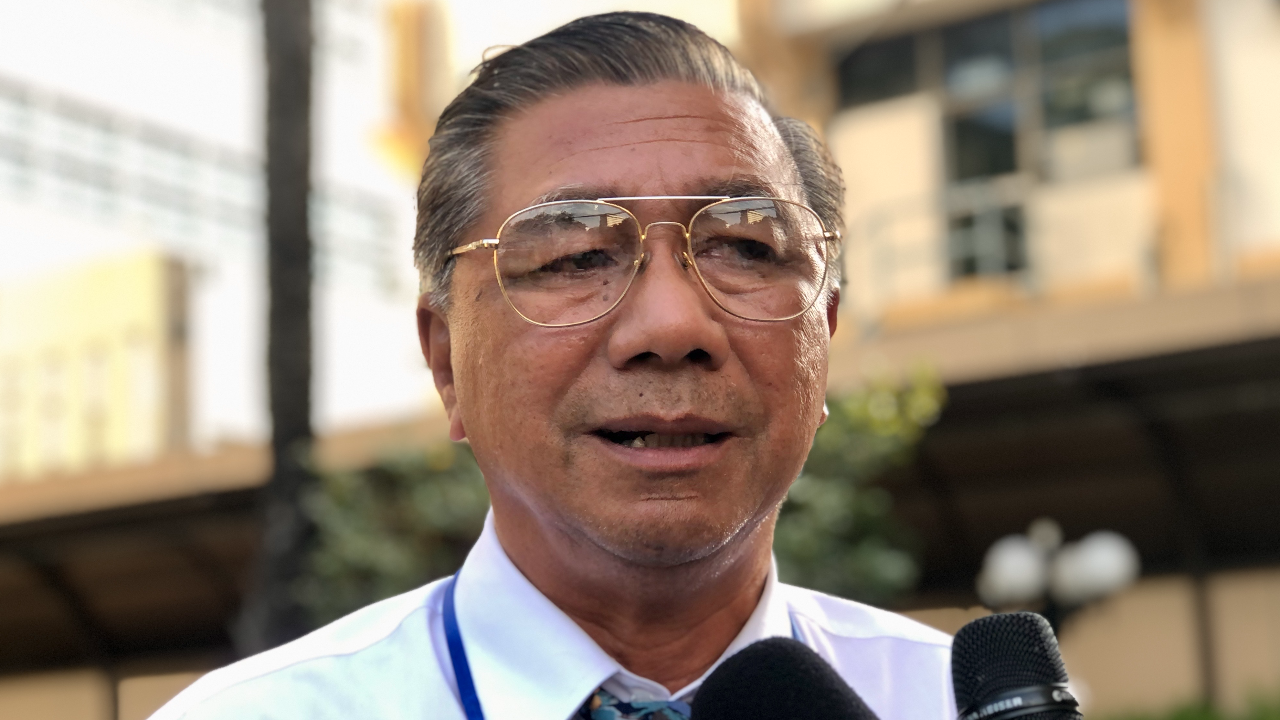 "วีระกร" ฟันธง นายกฯ ยุบสภา มี.ค. 66 เปิดทาง ส.ส.ซบ "รวมไทยสร้างชาติ"