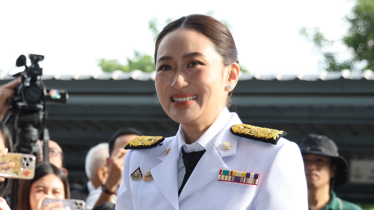 “แพทองธาร” รับสนองพระบรมราชโองการโปรดเกล้าฯ แต่งตั้งนายกรัฐมนตรีคนที่ 31