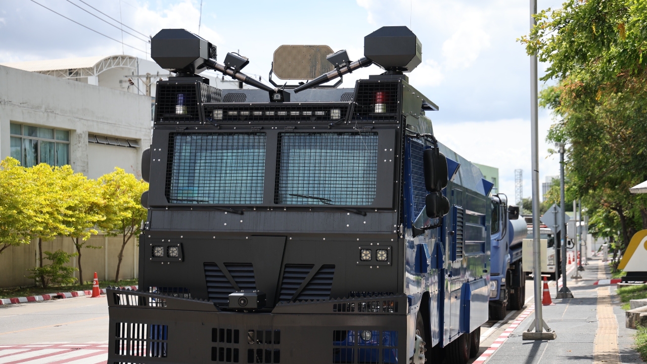 ศาลรธน.เข้มงวดความปลอดภัย นำรถจีโน่-จนท.กว่า 100 นาย คุมสถานการณ์