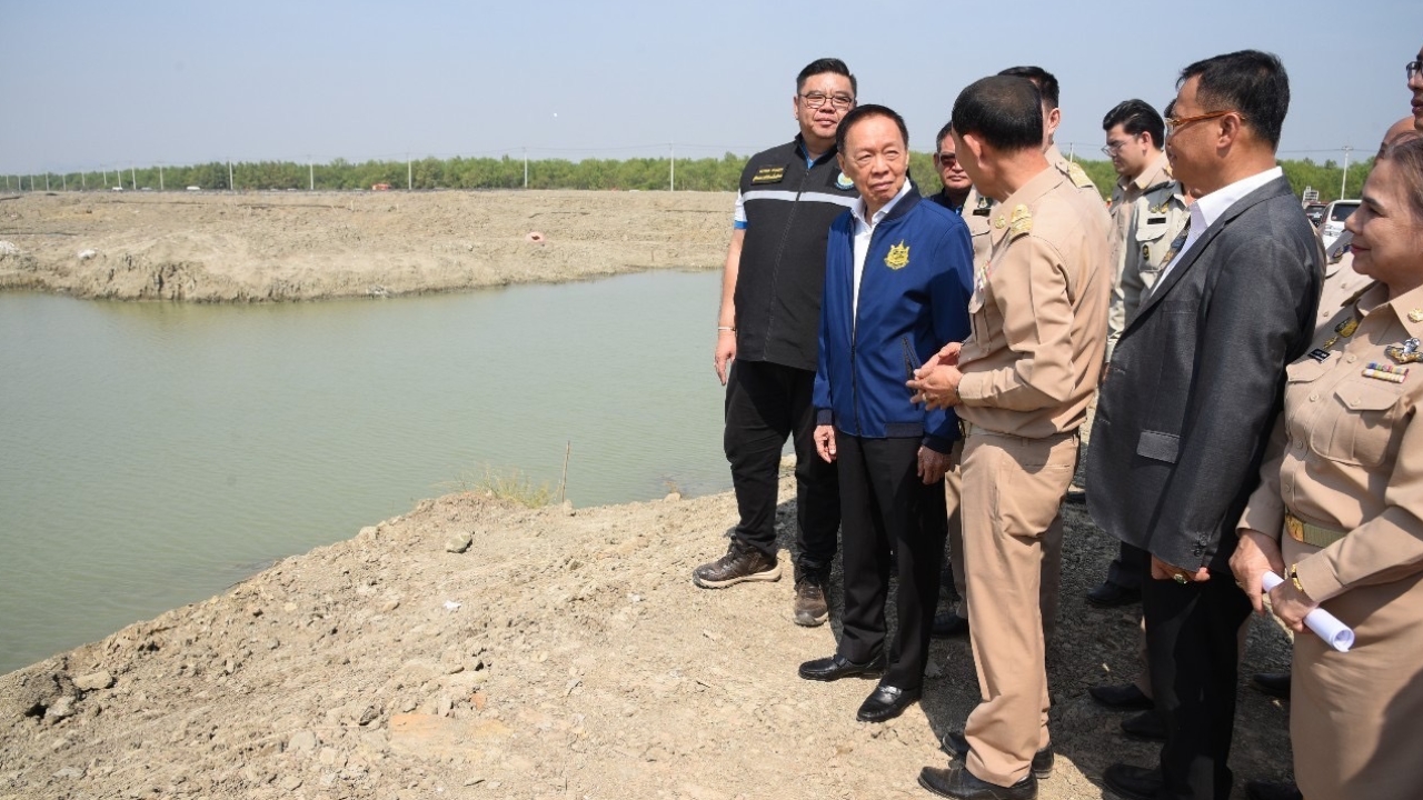 "พัชรวาท" สั่ง ทส.เร่งคลี่คลายน้ำท่วม "เมืองจันท์-ตราด" ช่วยเหลือ ปชช.