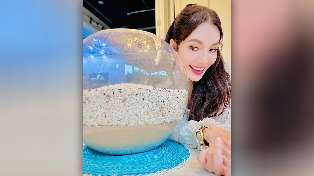 โค้งสุดท้าย อ๋อม สกาวใจ โชว์เลขน้องกระดิ่ง 3 ตัวชัดมาก คอหวยลุ้นรวยงวด 1/8/67