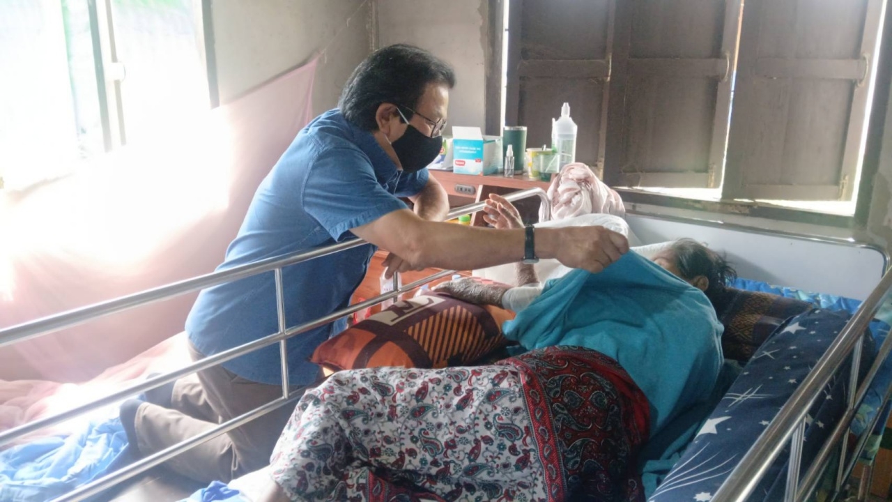 หญิงป่วยโรคประหลาด ผิวหนังพุพอง กำลังใจดีขึ้น พร้อมขอบคุณทุกคนที่ช่วยเหลือ