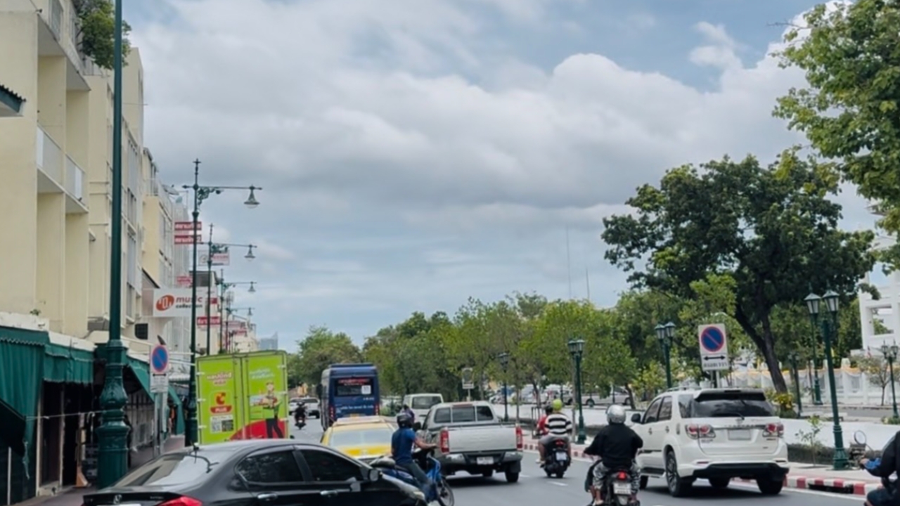 นำสายสื่อสารลงดินพร้อมงานพระราชพิธี “ธีรรัตน์” เผย นายกฯ ตั้งใจจัดให้สมพระเกียรติ