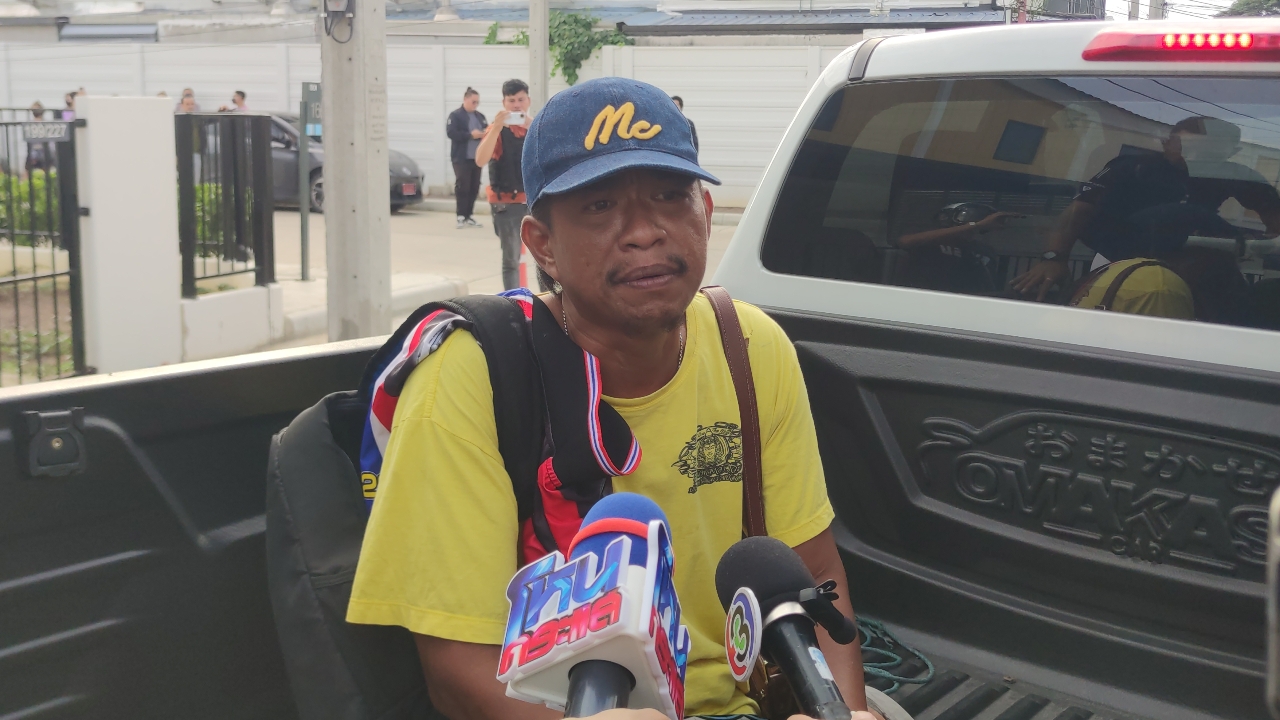 ไม่สลด "เอก สายเต๊าะ" บอกรักนะจุ๊บุๆ ยันไม่ได้ทำผิด-อ้างโดนแกล้งก่อน