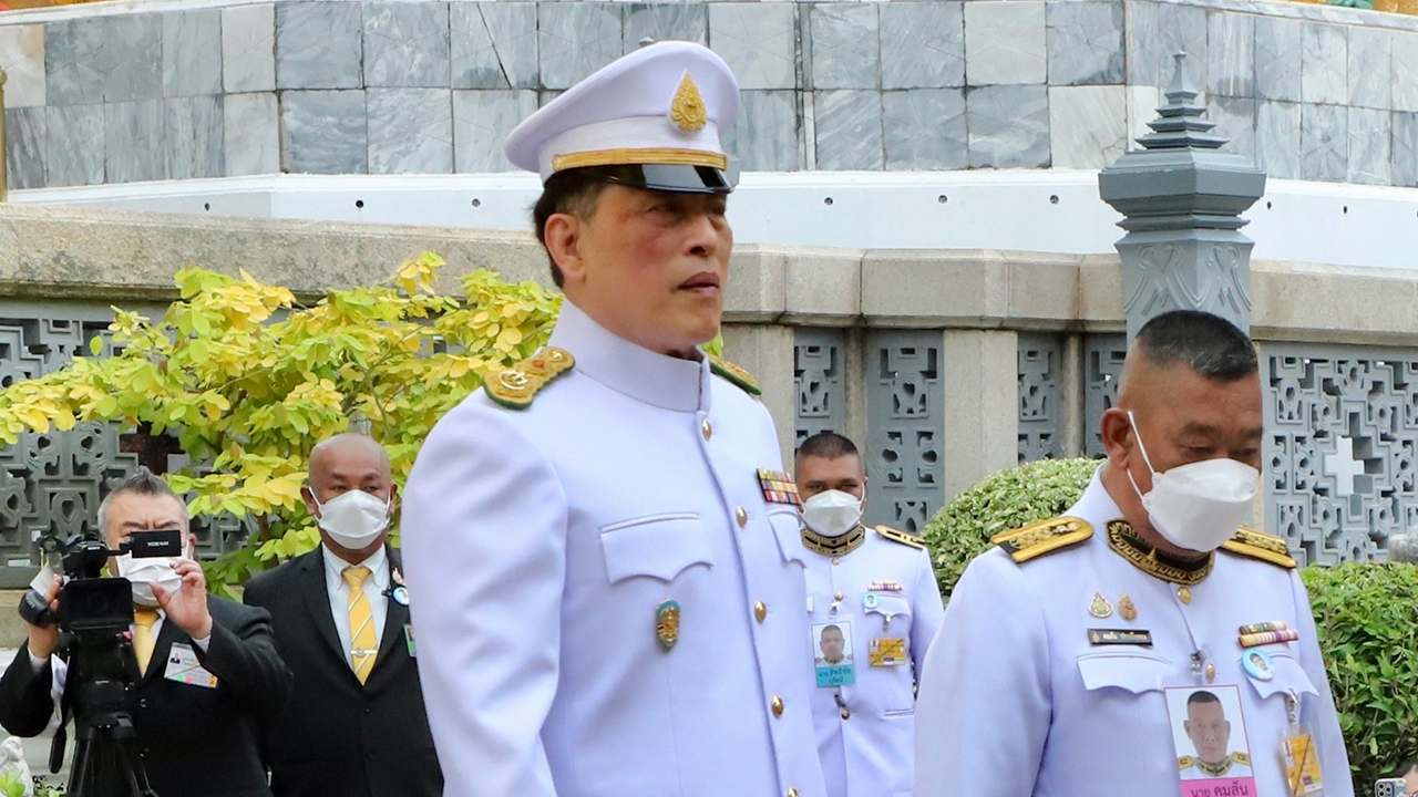 พระราชทานคติธรรม อาสาฬหบูชา ภาพการ์ตูนฝีพระหัตถ์ เตือนสติด้วยเรื่องชีวิต