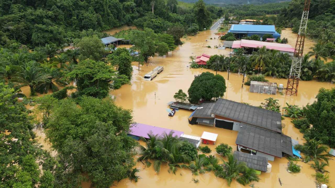 สภาพอากาศวันนี้ อุตุฯ ยังเตือนภาคตะวันออก 7 จังหวัด ฝนตกหนักถึงหนักมาก