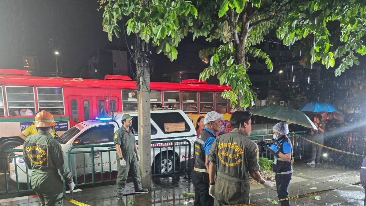 "ตกตึกดับ" สาวสวยชาวจีน ดิ่งชั้น 5 ย่านรัชดาฯ ตร.รู้ชื่อแล้ว-รอผลผ่าศพ 