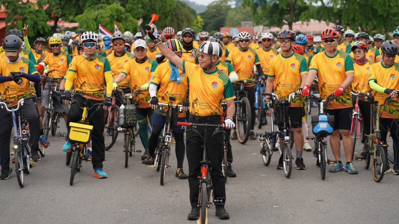 กอ.รมน. จัดกิจกรรม เดิน วิ่ง ปั่น ปลูกป่าเฉลิมพระเกียรติ 72 พรรษา