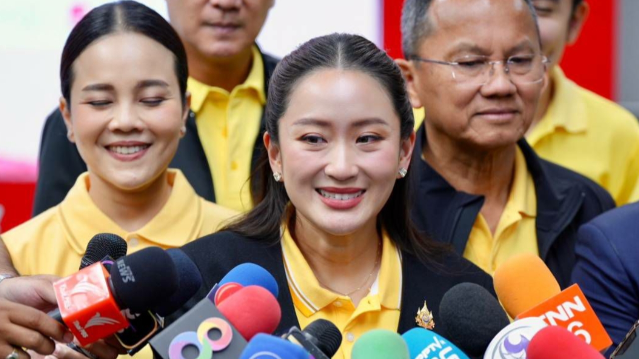 “อิ๊งค์ แพทองธาร” ยังไม่คิดให้ “ทักษิณ” ช่วยงานหลังพ้นโทษ ขอรอถึงวันก่อน