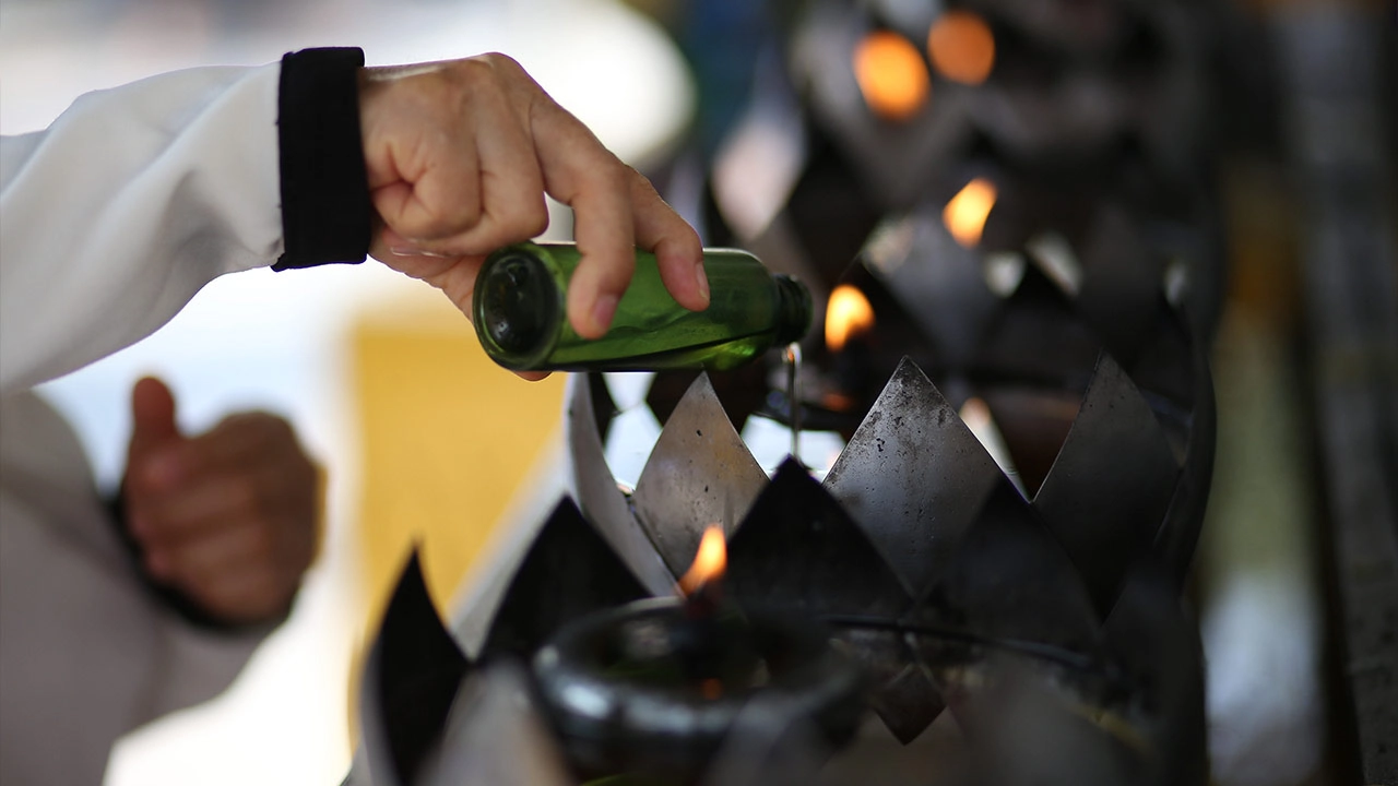 .วันอาสาฬหบูชา 2567 หมอไก่ พ.พาทินี เผยวิธีหนุนดวงยิ่งเฮงยิ่งรวย.