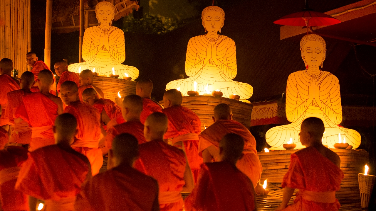 วันอาสาฬหบูชา 2568 ประวัติ ความสำคัญ กิจกรรม และหลักธรรมที่ควรรู้