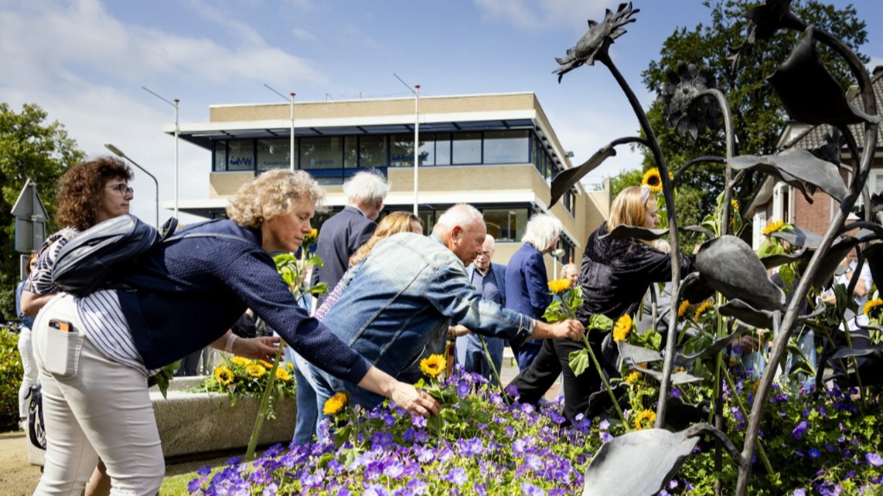 รำลึก 10 ปี เครื่องบิน MH17 ถูกขีปนาวุธรัสเซียยิงตก
