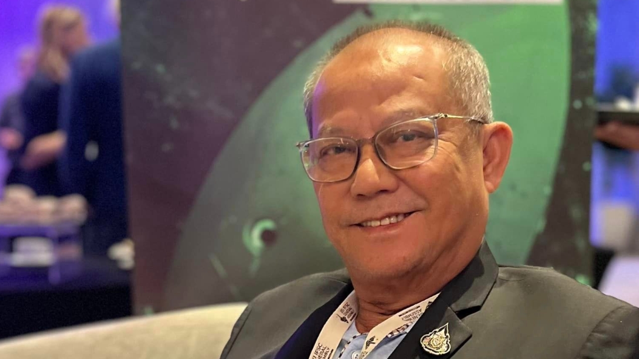 “สมบูรณ์” แจงปมวุฒิ “หมอเกศ” ยัน สภาไร้อำนาจออกหนังสือรับรองสถาบันการศึกษา