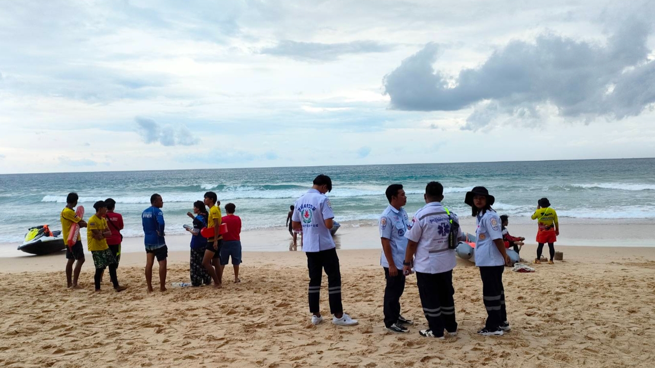 ฝ่าธงแดง คลื่นซัดจมหาย นักเรียน ม.3 ช่วยได้ 2 ไม่รู้ชะตากรรม 1