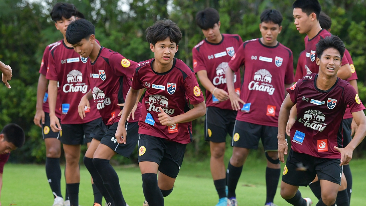 2 แข้งจาก “บาเยิร์น มิวนิค” สมทบแคมป์ “ทีมชาติไทย U17” เก็บตัวบู๊ ชิงแชมป์เอเชีย