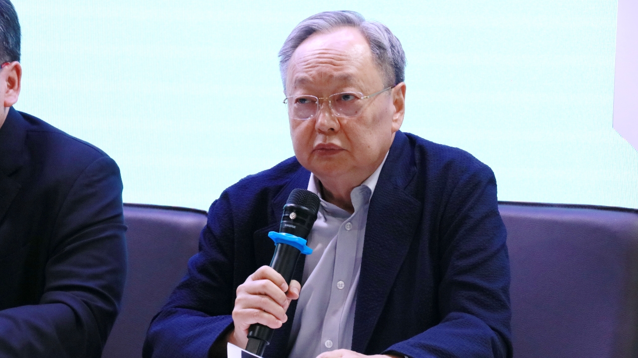 “สนธิรัตน์” ขออยู่ช่วยพรรคพปชร. ไม่คิดทิ้งในยามลำบาก บอกบ้านไฟไหม้ต้องช่วยกันดับ