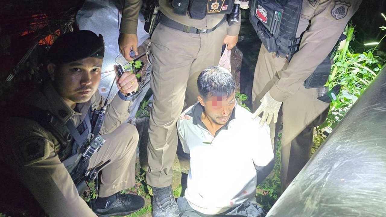 Arrested: Ex-boxer Santi captured at Korat checkpoint