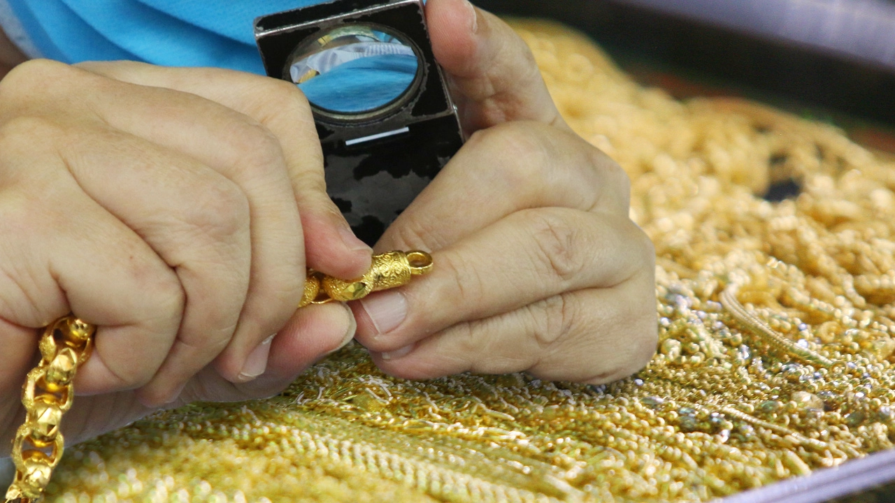 .ดราม่า ซื้อทองออนไลน์ ไขปมเก็งกำไรอย่างไร ไม่ให้ขาดทุนยับ.