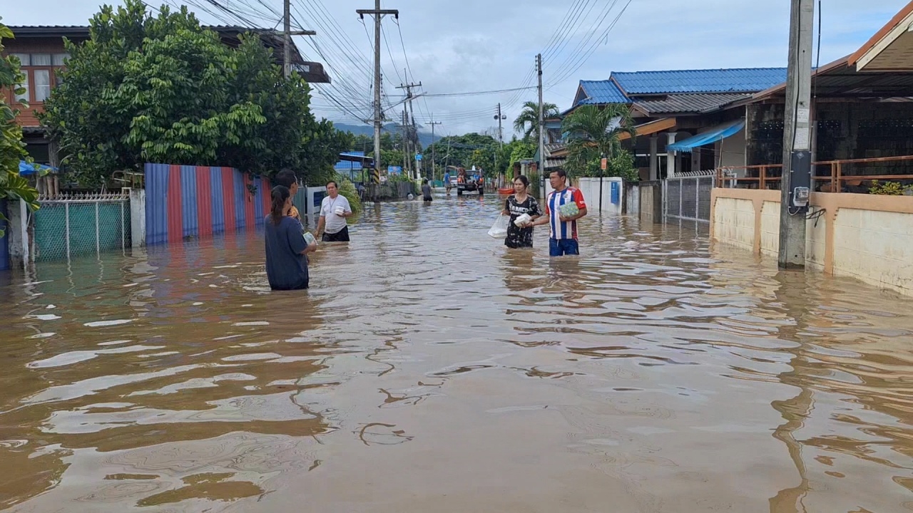 Lampang flood affects over 170 homes in Sop Prap district