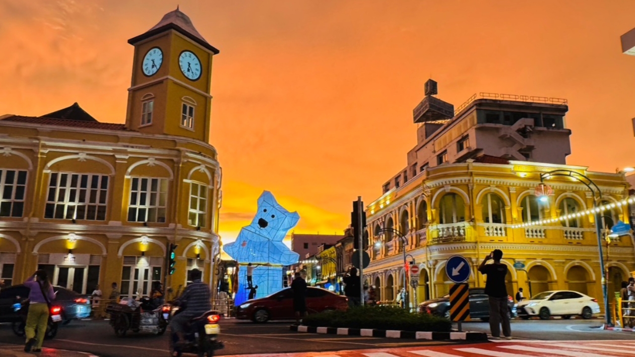 Tourists flock to capture stunning orange skies in Phuket