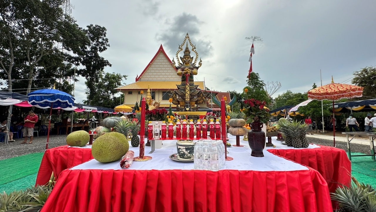 รวมไว้ให้ "เลขเด็ดงวดนี้" จาก "ท้าวเวสสุวรรณ" อย่าลืมส่องลุ้นโชค 1/10/67
