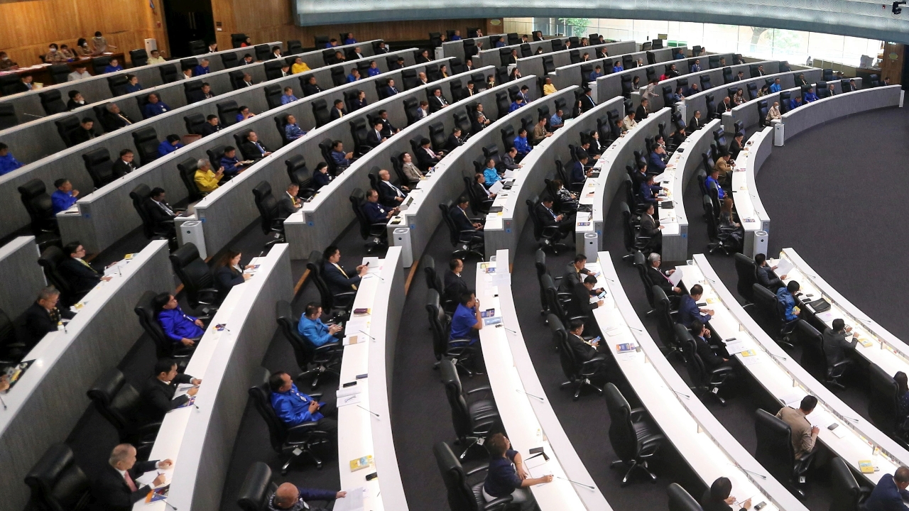 สว. ผ่านร่าง พ.ร.บ.ประชามติ วาระ 3 พร้อมเห็นชอบใช้เสียงข้างมาก 2 ชั้น