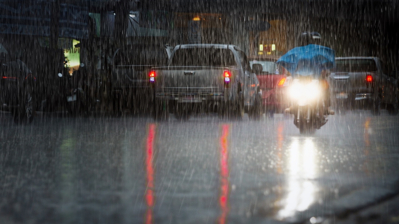 พายุโซนร้อน "ซูลิก" อ่อนกำลังลงเป็นดีเปรสชันแล้ว เตือน 54 จังหวัด "ฝนตกหนักมาก"