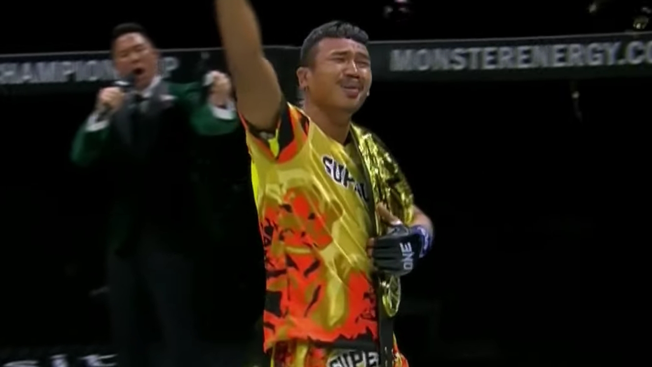 เว็บตรง สล็อต ฝากถอน ไม่มี ขั้นต่ำ 1 บาท ก็ ถอนได้ วอ เลท ซุปเปอร์เล็ก สุดยอด ซัด แฮ็กเกอร์ตี ร่วงยกแรก ผงาดแชมป์โลก มวยไทย รุ่นแบนตัมเวต