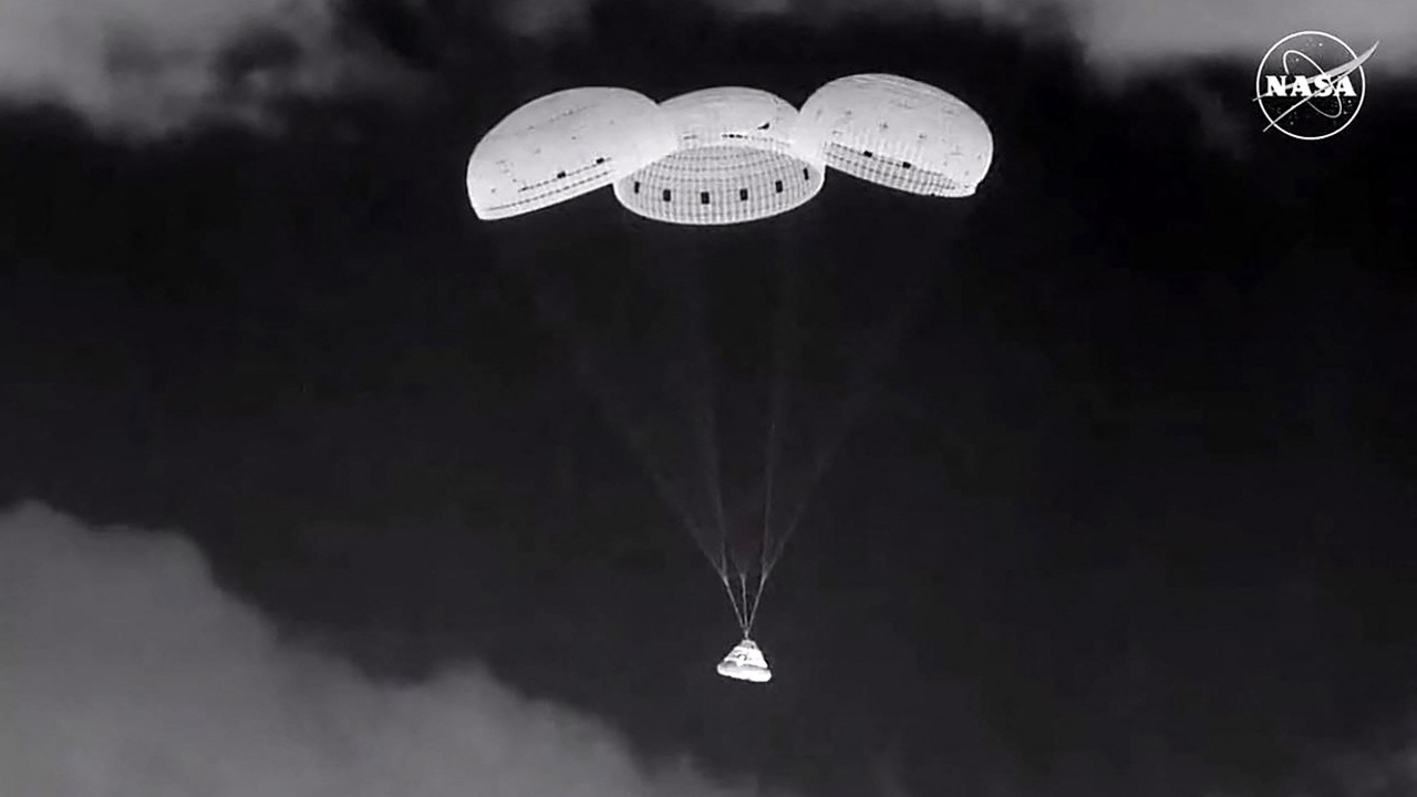 ยานสตาร์ไลน์เนอร์กลับถึงโลก ไร้เงานักบินอวกาศมาด้วย