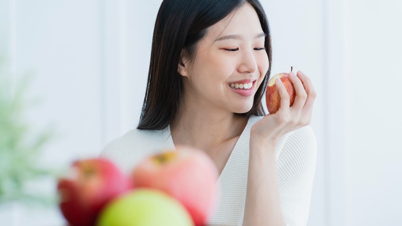 นักโภชนาการจากสหรัฐฯ เผยกินแอปเปิลวันละ 1 ผล ช่วยลดอาการเจ็บป่วยได้