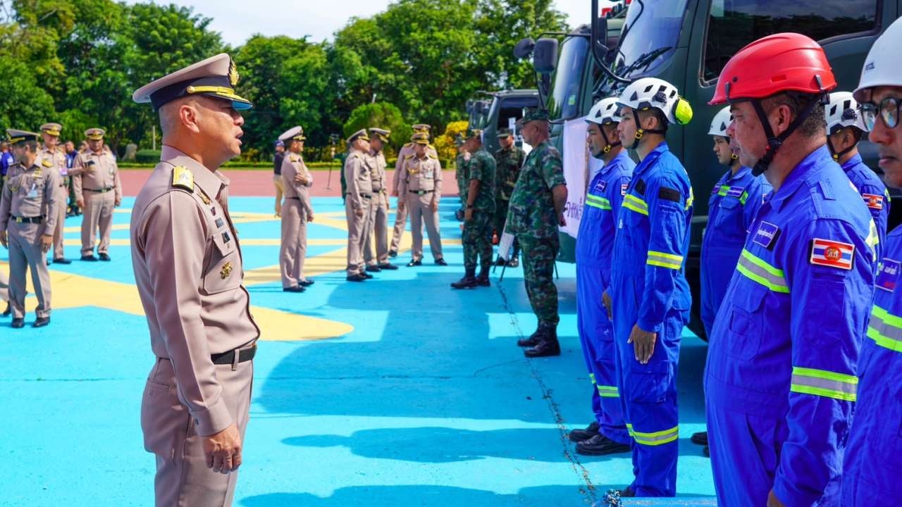 ผบ.ทร. สั่งทุกหน่วยเตรียมพร้อมช่วยเหลือ ปชช. ที่ประสบอุทกภัยทุกพื้นที่