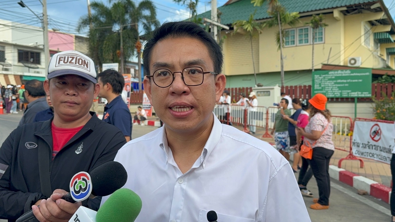 “วิโรจน์” ขอตั้งหลัก “ลุงป้อม” ร่วมพรรคฝ่ายค้าน หลังบอกมีลุงไม่มีเรา ยันจะทำงานให้ดีที่สุด