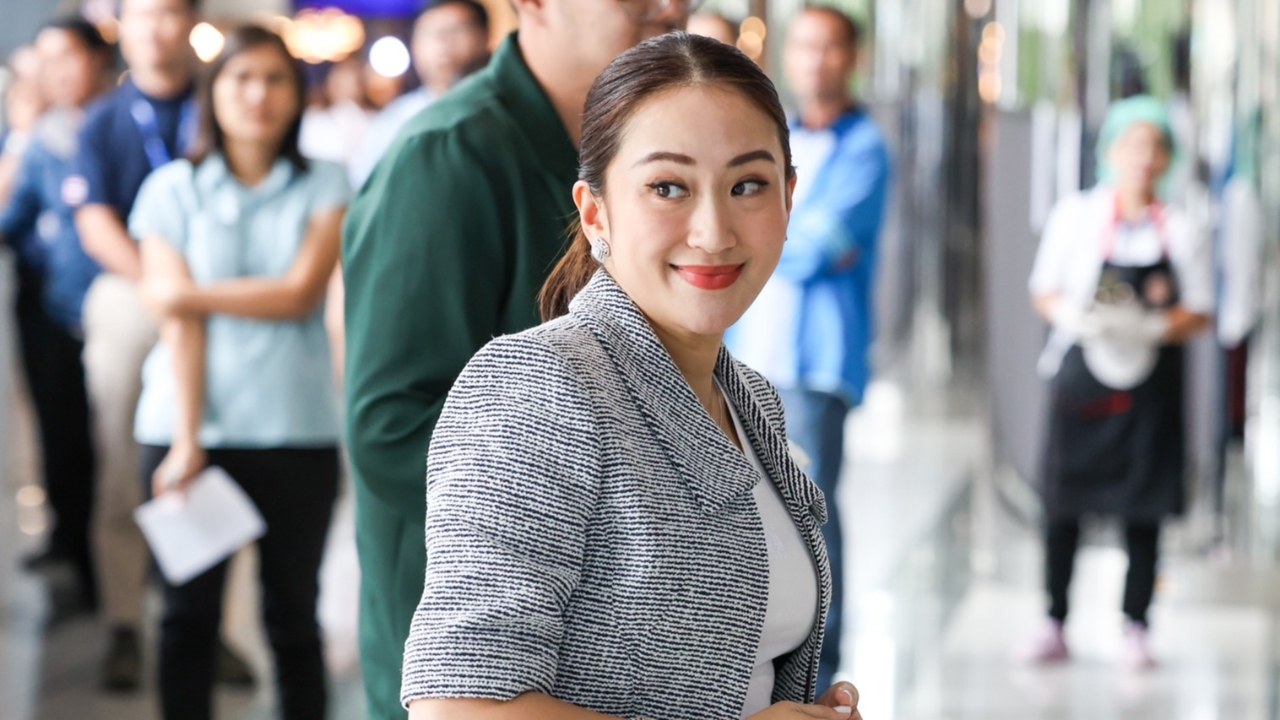 “แพทองธาร” วอนนักร้อง สงสารนายกฯ บ้าง ลั่นไม่พร้อมข่มเหงแต่พร้อมรับฟัง